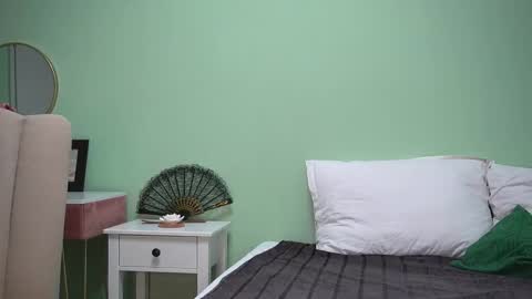 Hailey online show from 10/02/25, 03:13