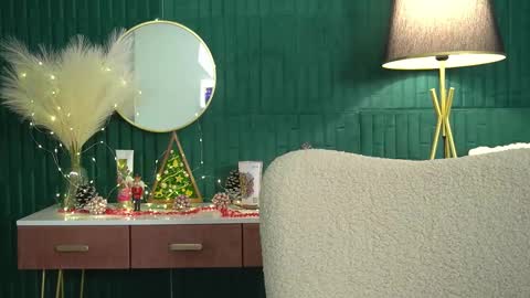 Snapshot of haileymoon85 chatting on 12/18/25, 04:29 Hailey online show from 12/18/25, 04:29