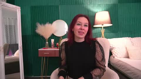 Snapshot of haileymoon85 chatting on 01/12/26, 04:50 Hailey online show from 01/12/26, 04:50