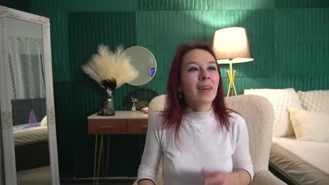 Snapshot of haileymoon85 chatting on 03/13/26, 04:30 Hailey online show from 03/13/26, 04:30