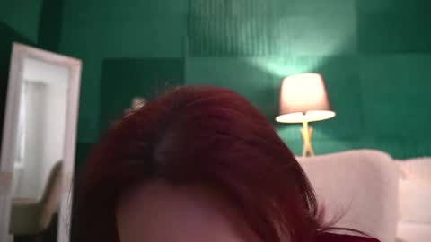 Snapshot of haileymoon85 chatting on 04/29/26, 03:32 Hailey online show from 04/29/26, 03:32