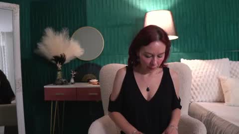 Snapshot of haileymoon85 chatting on 07/22/26, 03:31 Hailey online show from 07/22/26, 03:31