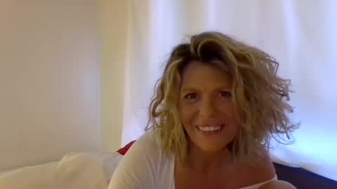 Hailey online show from 01/16/25, 11:59