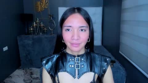 Snapshot of hailyourqueenofsatisfaction chatting on 02/13/26, 04:14 Haily online show from 02/13/26, 04:14