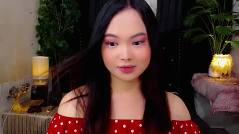 Snapshot of hailywilson chatting on 10/06/25, 06:38 haily online show from 10/06/25, 06:38