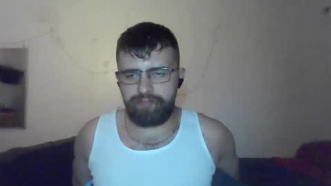 Snapshot of hairy_man_69_ chatting on 11/22/25, 10:20 horny online show from 11/22/25, 10:20