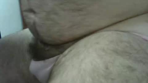 Snapshot of hairybeary1 chatting on 12/27/24, 05:16 hairybeary1 online show from 12/27/24, 05:16
