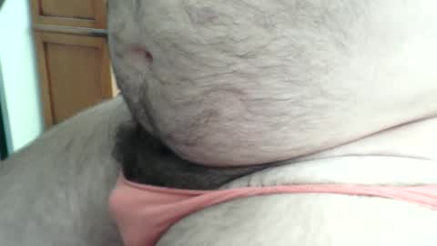 Snapshot of hairybeary1 chatting on 10/17/25, 09:45 hairybeary1 online show from 10/17/25, 09:45