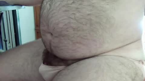 Snapshot of hairybeary1 chatting on 07/16/26, 03:07 hairybeary1 online show from 07/16/26, 03:07