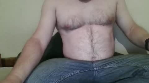 Snapshot of hairychest222141 chatting on 11/08/25, 06:57 hairychest222141 online show from 11/08/25, 06:57