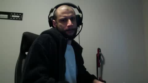 Snapshot of hairydadbod6 chatting on 12/04/24, 09:24 hairydadbod6 online show from 12/04/24, 09:24