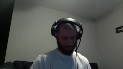 Snapshot of hairydadbod6 chatting on 12/08/24, 01:35 hairydadbod6 online show from 12/08/24, 01:35