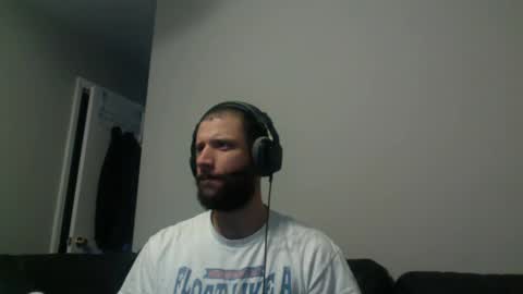 Snapshot of hairydadbod6 chatting on 12/21/24, 12:59 hairydadbod6 online show from 12/21/24, 12:59