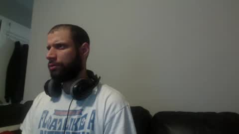 Snapshot of hairydadbod6 chatting on 12/21/24, 09:25 hairydadbod6 online show from 12/21/24, 09:25
