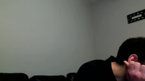 Snapshot of hairydadbod6 chatting on 02/06/25, 03:52 hairydadbod6 online show from 02/06/25, 03:52