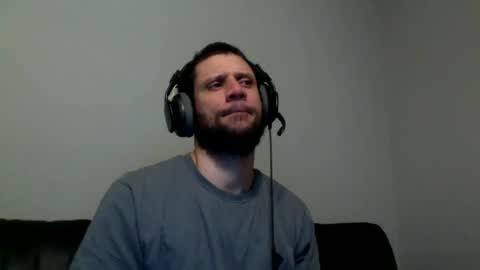 Snapshot of hairydadbod6 chatting on 02/15/25, 11:25 hairydadbod6 online show from 02/15/25, 11:25