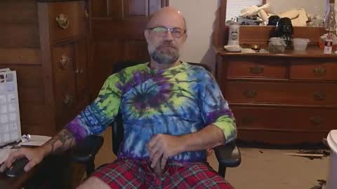 Snapshot of hairydaddybear69 chatting on 12/05/25, 03:20 HairyDaddyBear69 online show from 12/05/25, 03:20