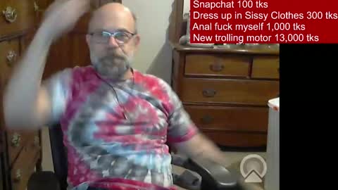 Snapshot of hairydaddybear69 chatting on 01/17/26, 02:05 HairyDaddyBear69 online show from 01/17/26, 02:05