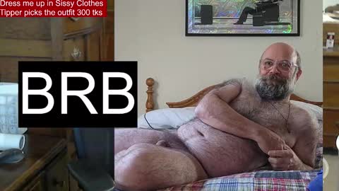 Snapshot of hairydaddybear69 chatting on 02/15/26, 01:41 HairyDaddyBear69 online show from 02/15/26, 01:41