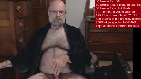 Snapshot of hairydaddybear69 chatting on 06/27/26, 11:15 HairyDaddyBear69 online show from 06/27/26, 11:15