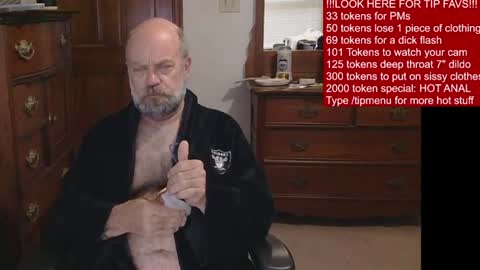 Snapshot of hairydaddybear69 chatting on 07/02/26, 11:27 HairyDaddyBear69 online show from 07/02/26, 11:27