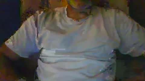 Snapshot of hairydarky chatting on 10/25/25, 04:24 Pratap online show from 10/25/25, 04:24