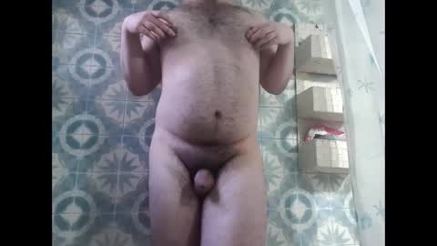 Snapshot of hairyfatboy01 chatting on 05/21/26, 05:53 hairyfatboy01 online show from 05/21/26, 05:53