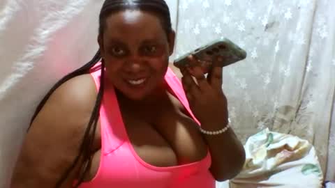Snapshot of hairypusmama chatting on 07/12/26, 01:13 hairypusmama online show from 07/12/26, 01:13