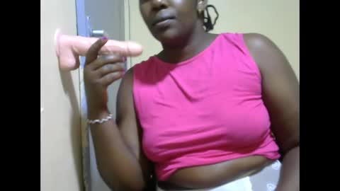 hairypussybigassy001 online show from 02/09/25, 11:36