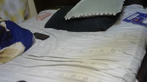 hairypussybigassy001 online show from 09/11/25, 06:41