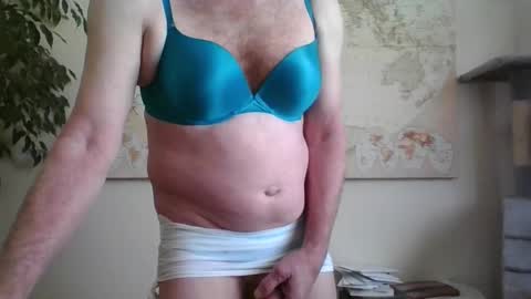 Snapshot of hairypussylover089 chatting on 03/15/26, 06:47 hairypussylover089 online show from 03/15/26, 06:47