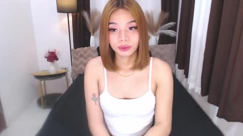 YOUR SIDECHIC HAILEY online show from 12/08/24, 06:17