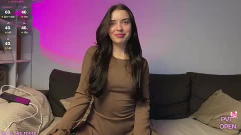 Snapshot of hako_emm chatting on 10/17/25, 02:30 hako emm online show from 10/17/25, 02:30