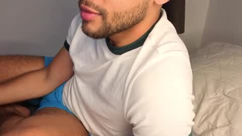 Snapshot of haku_kanjii chatting on 11/04/25, 12:21 Independent model online show from 11/04/25, 12:21