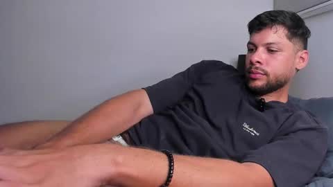 Independent       model  online show from 05/16/26, 12:40