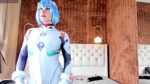 Snapshot of hakurukushka chatting on 02/21/25, 01:33 Haku Please help me with your thumbs up its important  online show from 02/21/25, 01:33