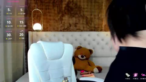 Snapshot of hakurukushka chatting on 03/01/25, 08:21 Haku Please help me with your thumbs up its important  online show from 03/01/25, 08:21