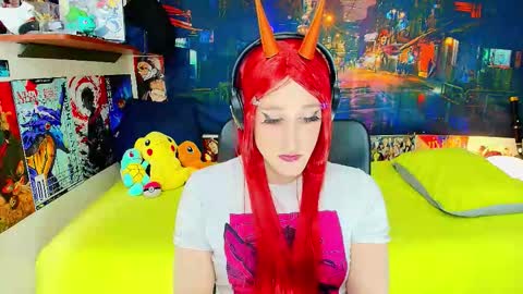 Snapshot of hakurukushka chatting on 10/27/25, 08:35 Haku Please help me with your thumbs up its important  online show from 10/27/25, 08:35