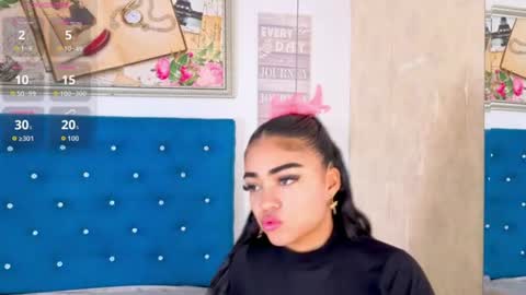 Snapshot of halaia1 chatting on 06/11/26, 12:25 Halahia online show from 06/11/26, 12:25