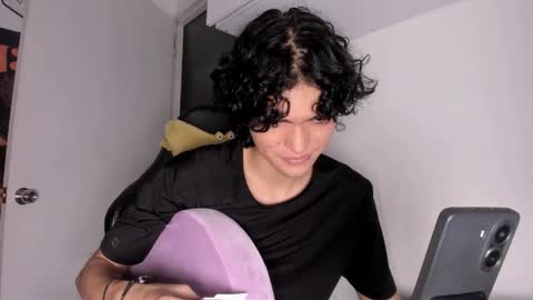 Snapshot of halan_jr chatting on 10/10/25, 09:47 halan online show from 10/10/25, 09:47