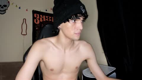 Snapshot of halan_jr chatting on 12/01/25, 05:12 halan online show from 12/01/25, 05:12