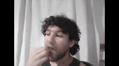 Snapshot of halfblood18 chatting on 01/14/25, 12:43 halfblood18 online show from 01/14/25, 12:43