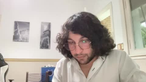 Snapshot of halfblood18 chatting on 10/16/25, 09:38 halfblood18 online show from 10/16/25, 09:38