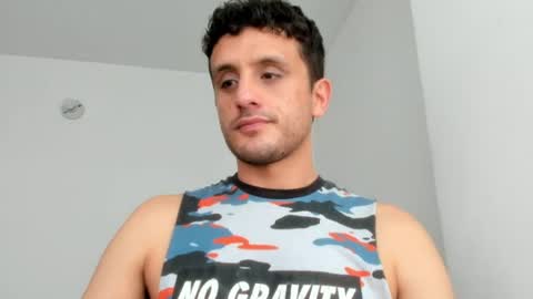 halle_1 online show from 07/14/26, 11:49