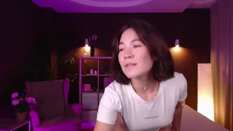 Mary online show from 09/16/25, 02:07