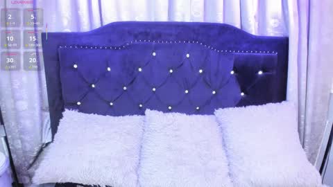 Snapshot of hallsred_rh chatting on 09/13/25, 10:42 Halls Red online show from 09/13/25, 10:42