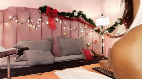  Hally Bans  online show from 12/29/24, 12:23