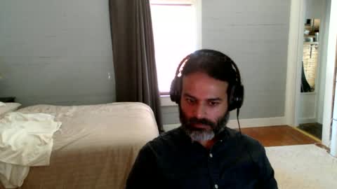 Snapshot of halycon2147818 chatting on 06/12/26, 08:52 halycon2147818 online show from 06/12/26, 08:52