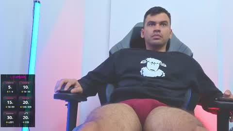 hamiltong12 online show from 06/21/26, 03:03