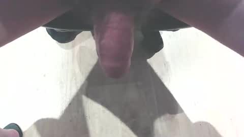 Snapshot of hammerhard1 chatting on 12/15/25, 04:17 hammerhard1 online show from 12/15/25, 04:17